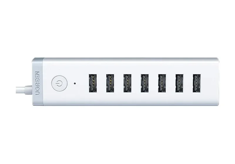 UGREEN CM420 7-IN-1 Powered Switch USB 3.0 A Ports Adapter